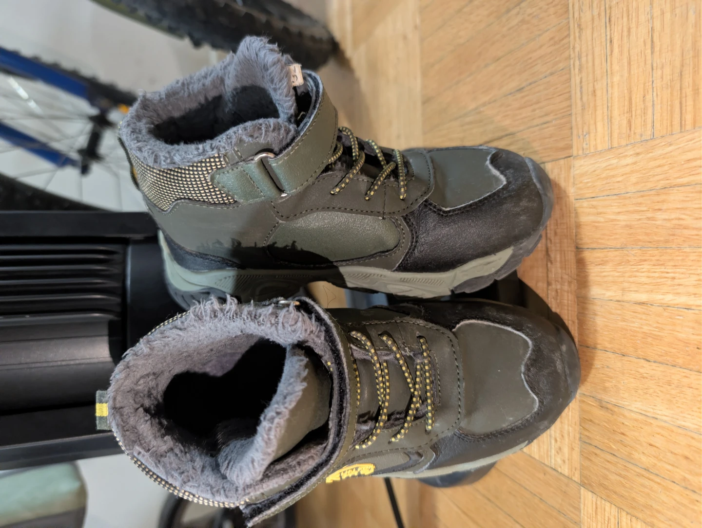 Moving Sale - Kids Winter Boots - photo 2