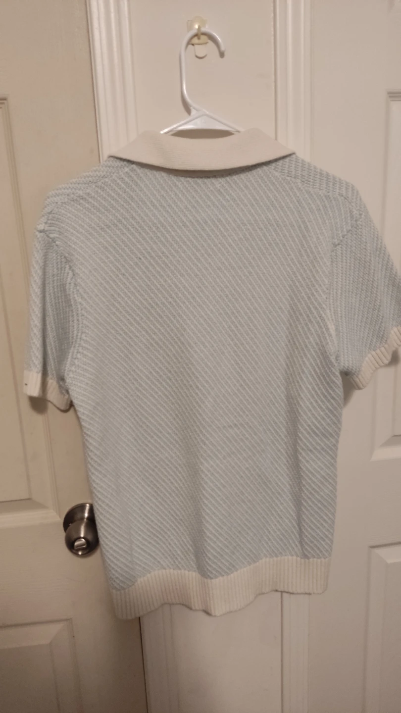 Unisex Textured Open Collar Polo Shirt size M - photo 2