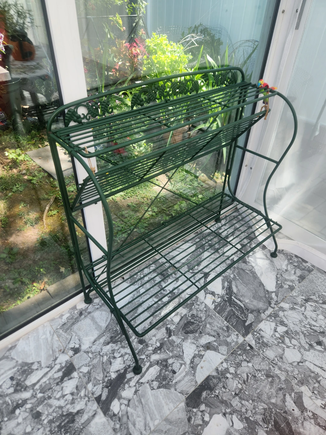 Green Metal 2-Tier Plant Stand ⚽