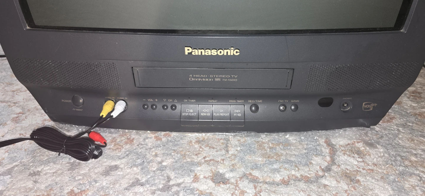 CRT TV VCR COMBO UNIT 20 inch - photo 4