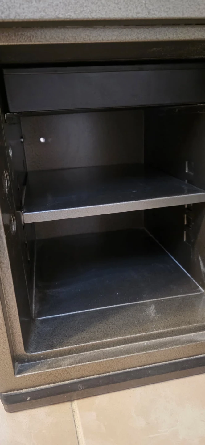 USCAn UC-1310 Safe - photo 3