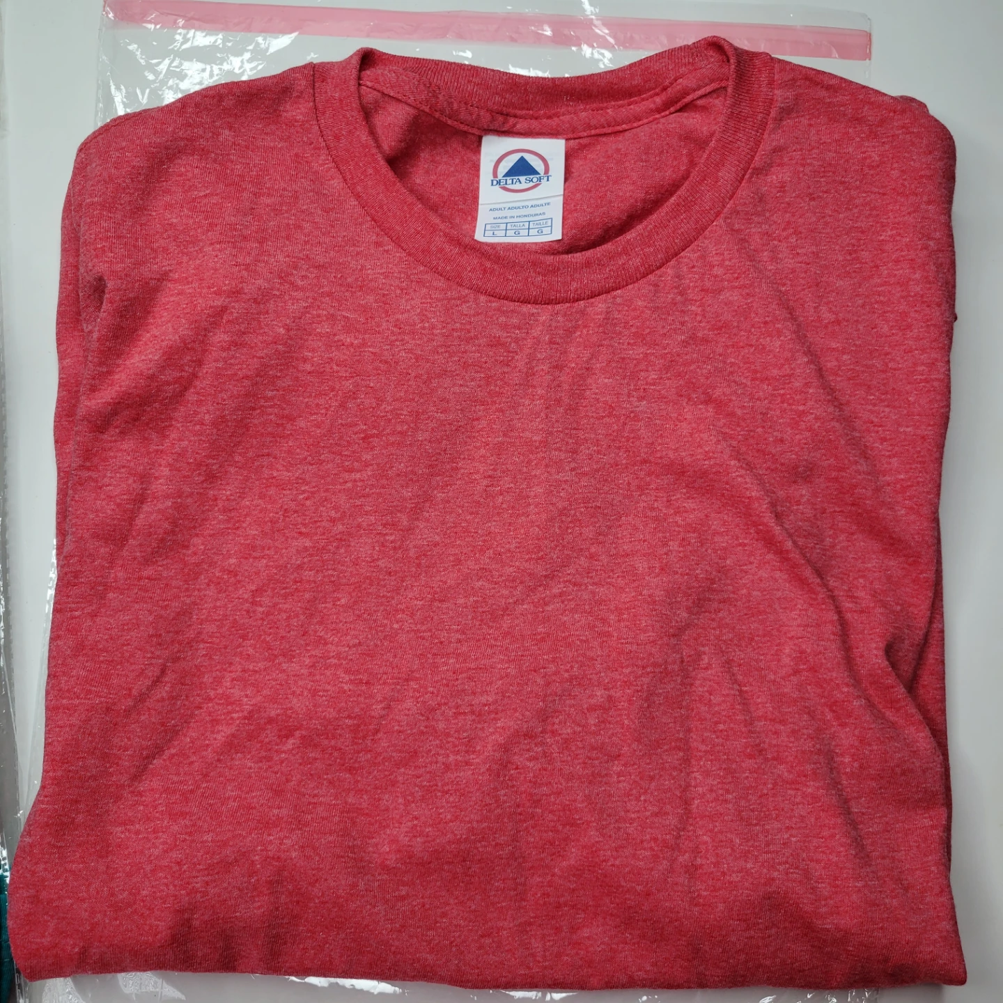 Delta Soft Red T-Shirt - Size L⚽️ - photo 3