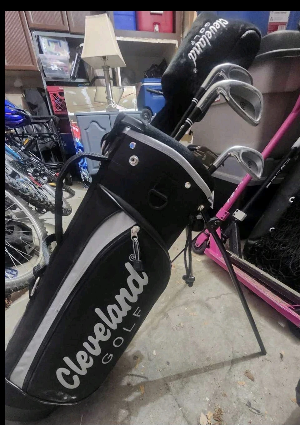 Junior left handed golf clubs