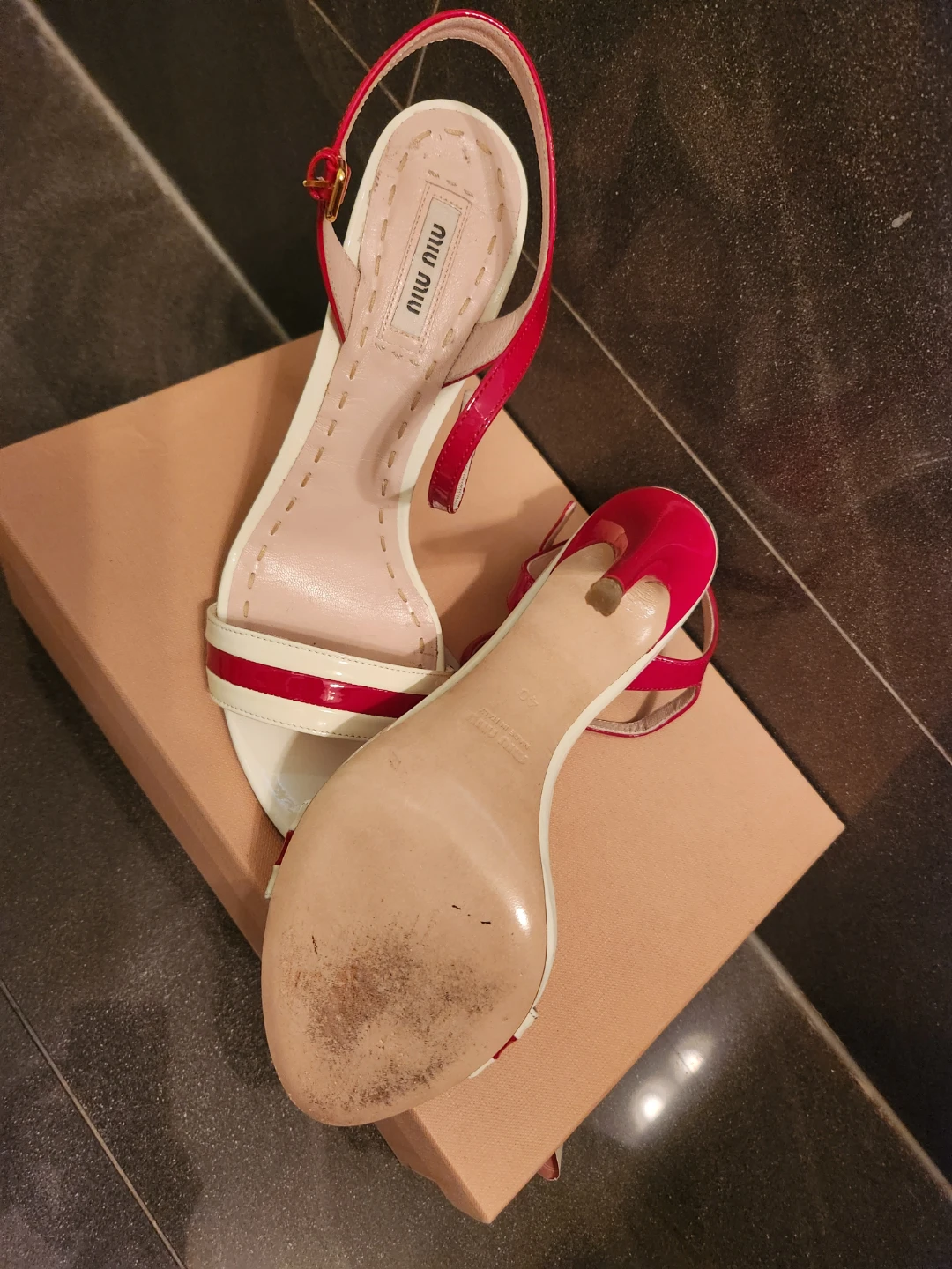 Miu Miu Red & White Patent Leather Strappy Heels Size 39 - photo 3