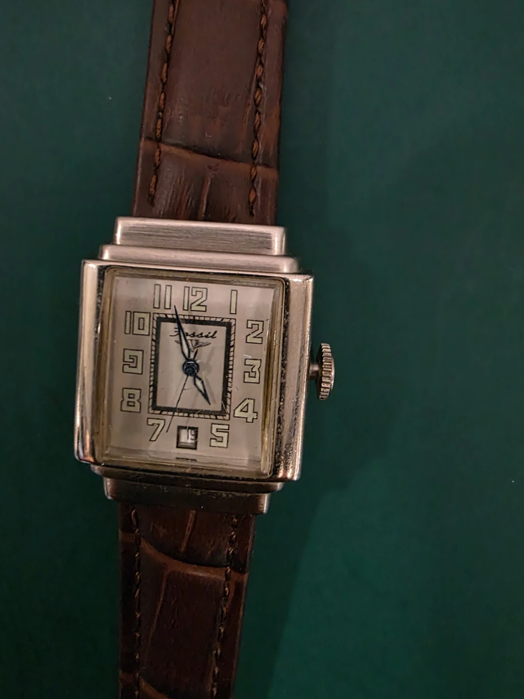Vintage Fossil Rectangle White Dial Watch Brown Leather Strap