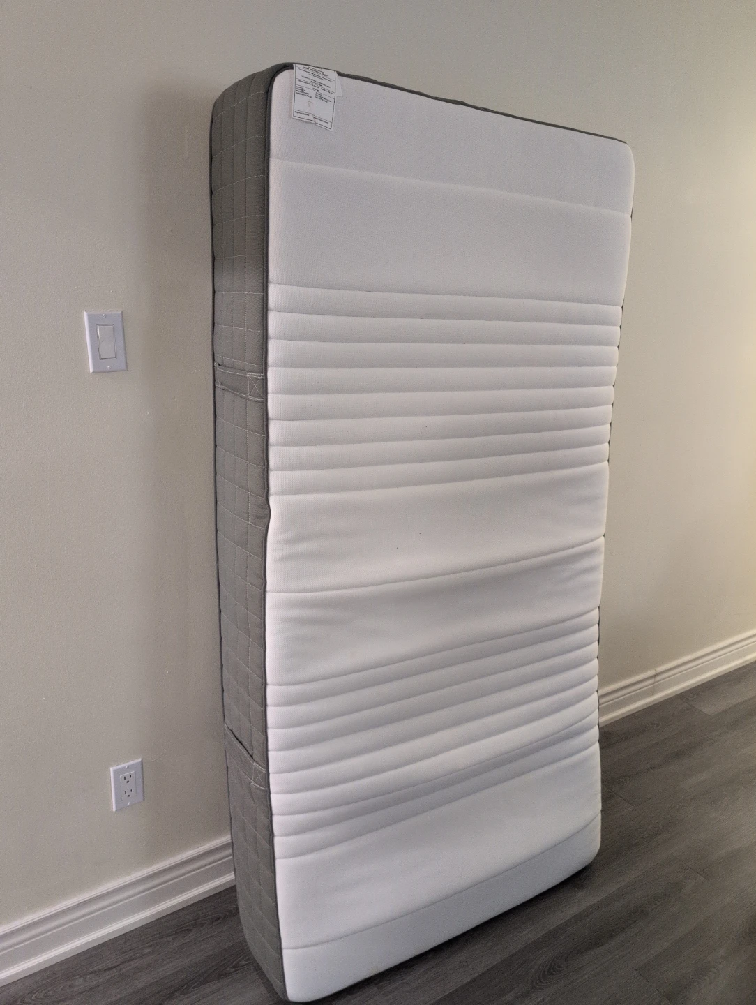 HAUGSVAR Twin size Hybrid Ikea Matress
