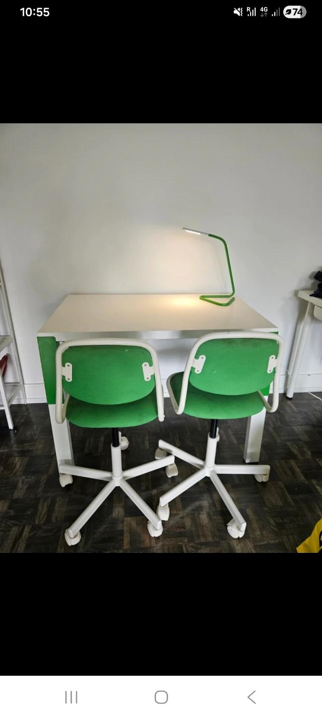 IKEA White and Green Desk with Two Chairs and Lamp - photo 3