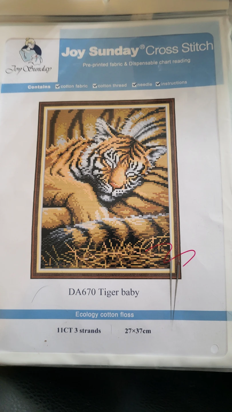 Joy Sunday DA670 Tiger Baby Cross Stitch Kit 27x37cm
