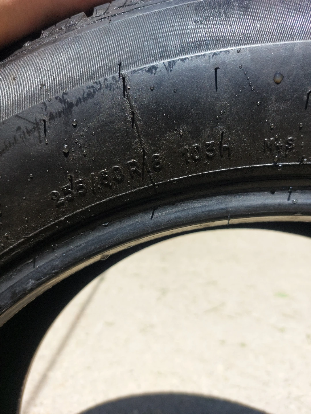 235/60 R18 Uniroyal Touring A/T Tires for Sale - photo 3