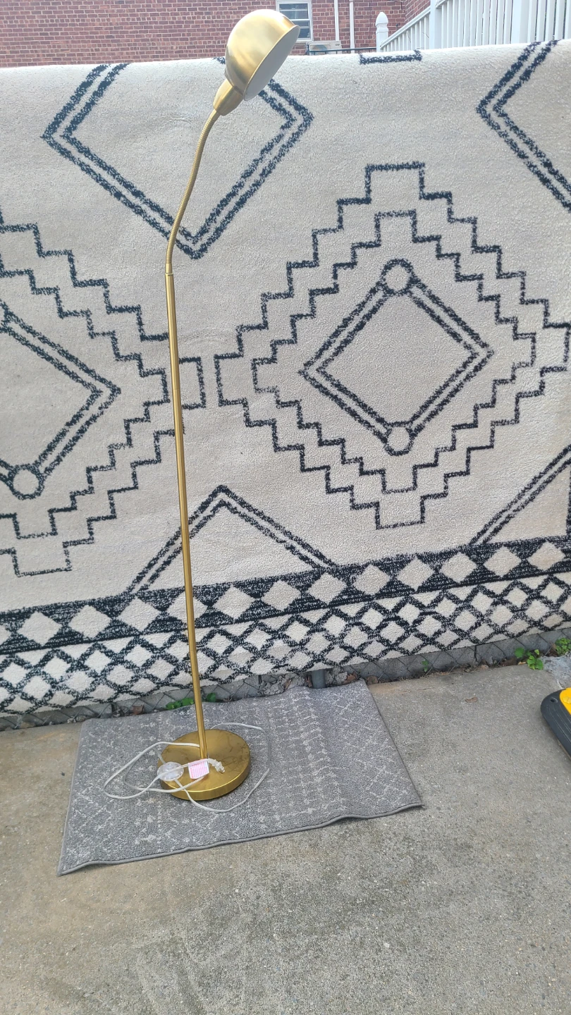 Gold Floor Lamp - photo 3