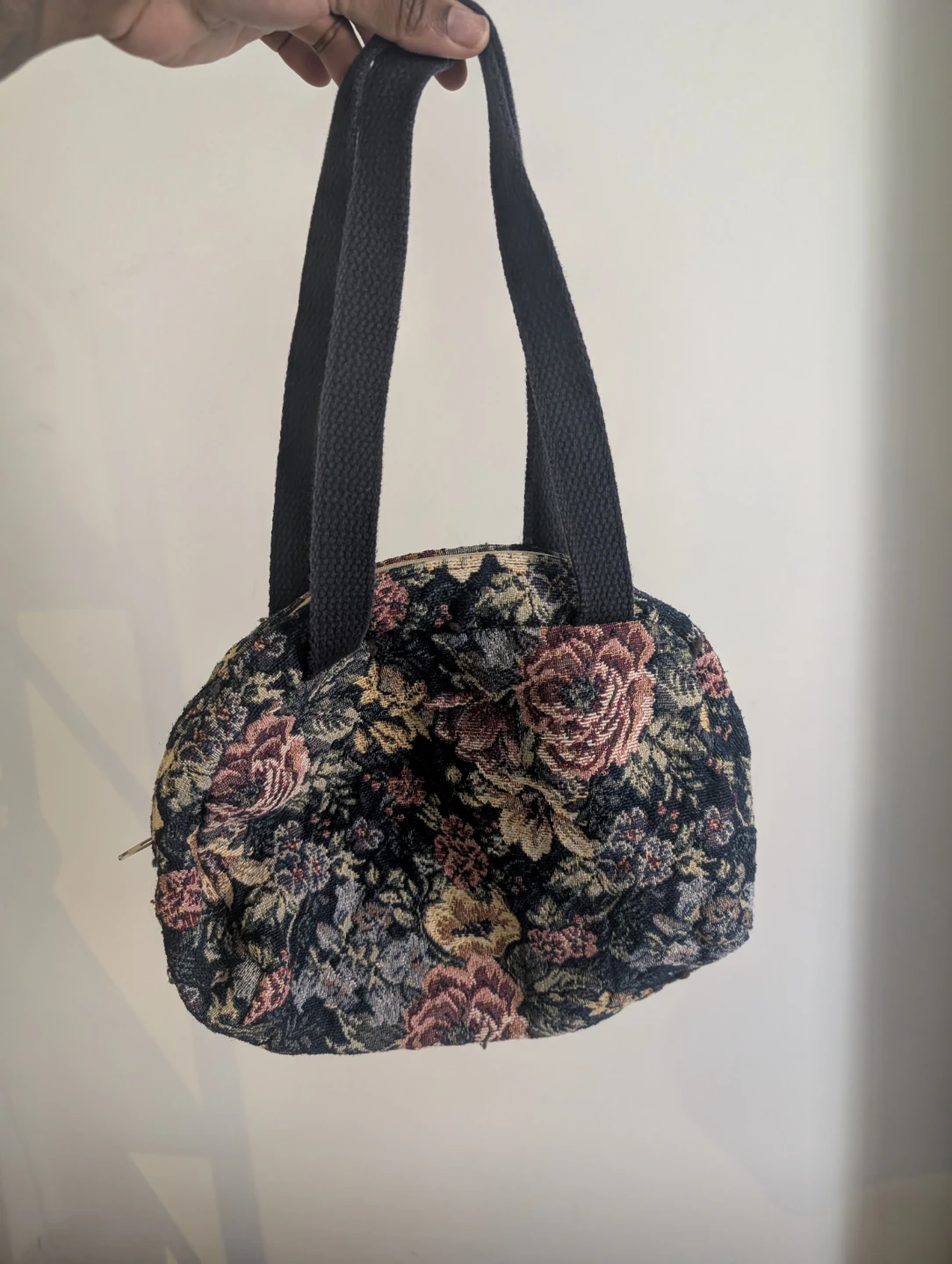 Vintage shoulder bag