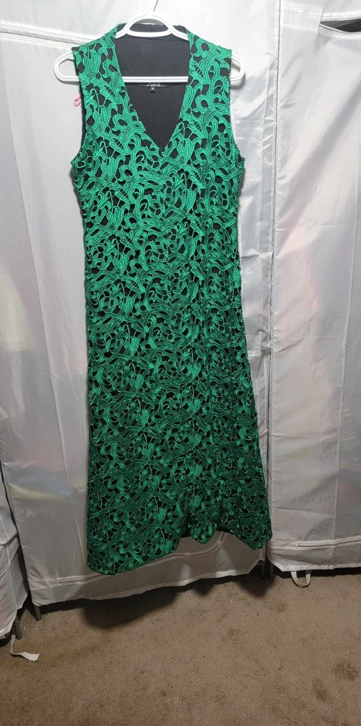 Emerald green lace dress