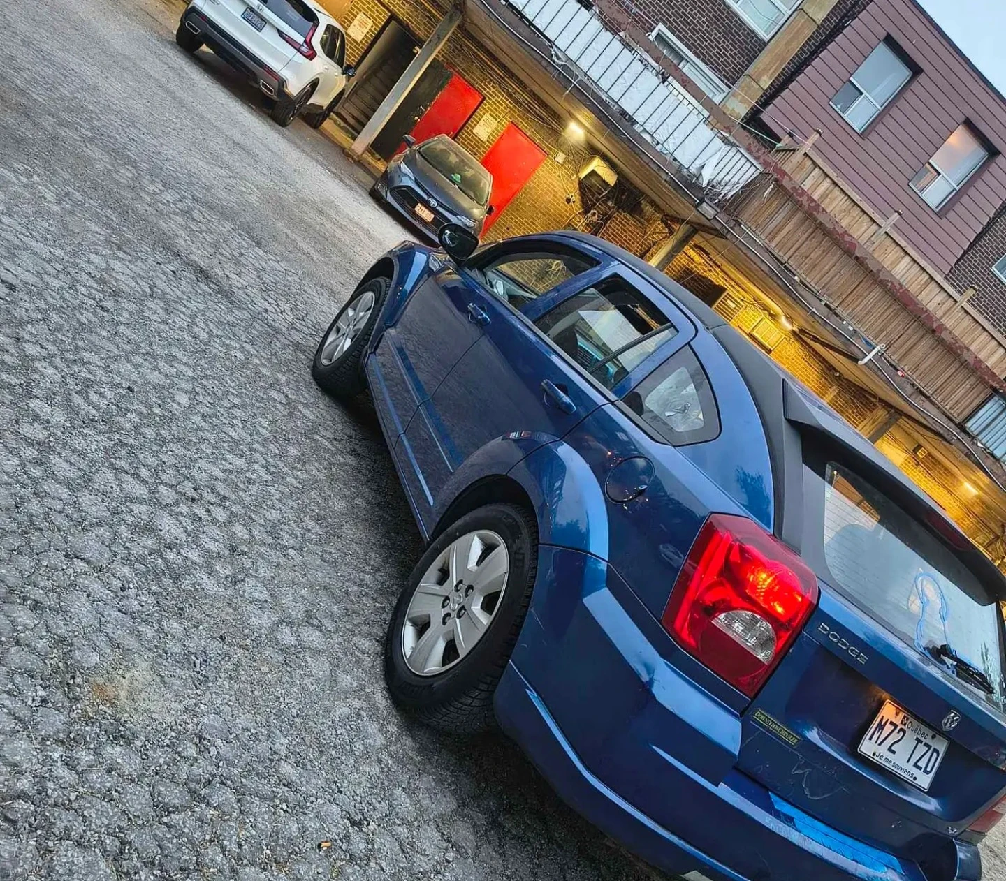 Blue Dodge Caliber SXT - photo 2