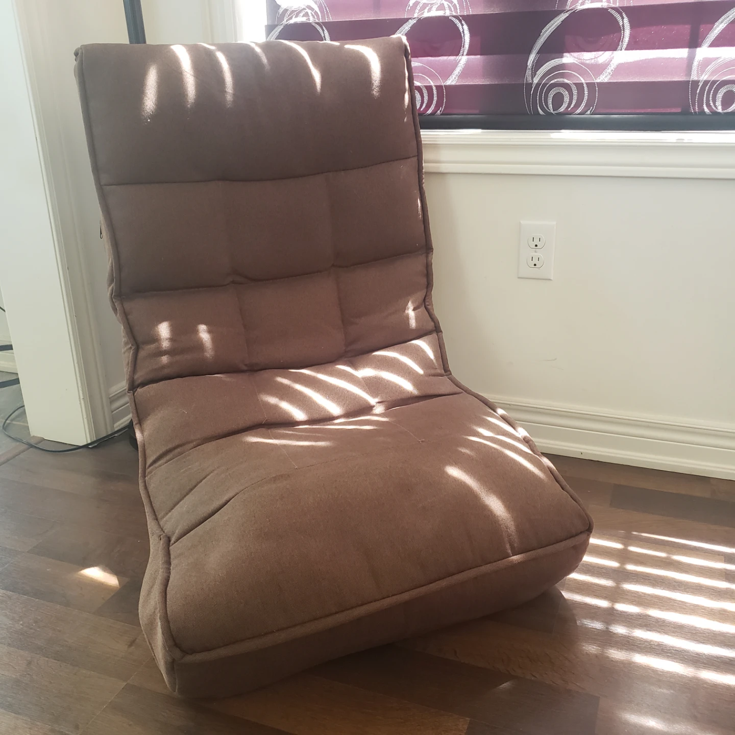 Brown adjustable Floor Chair - photo 2