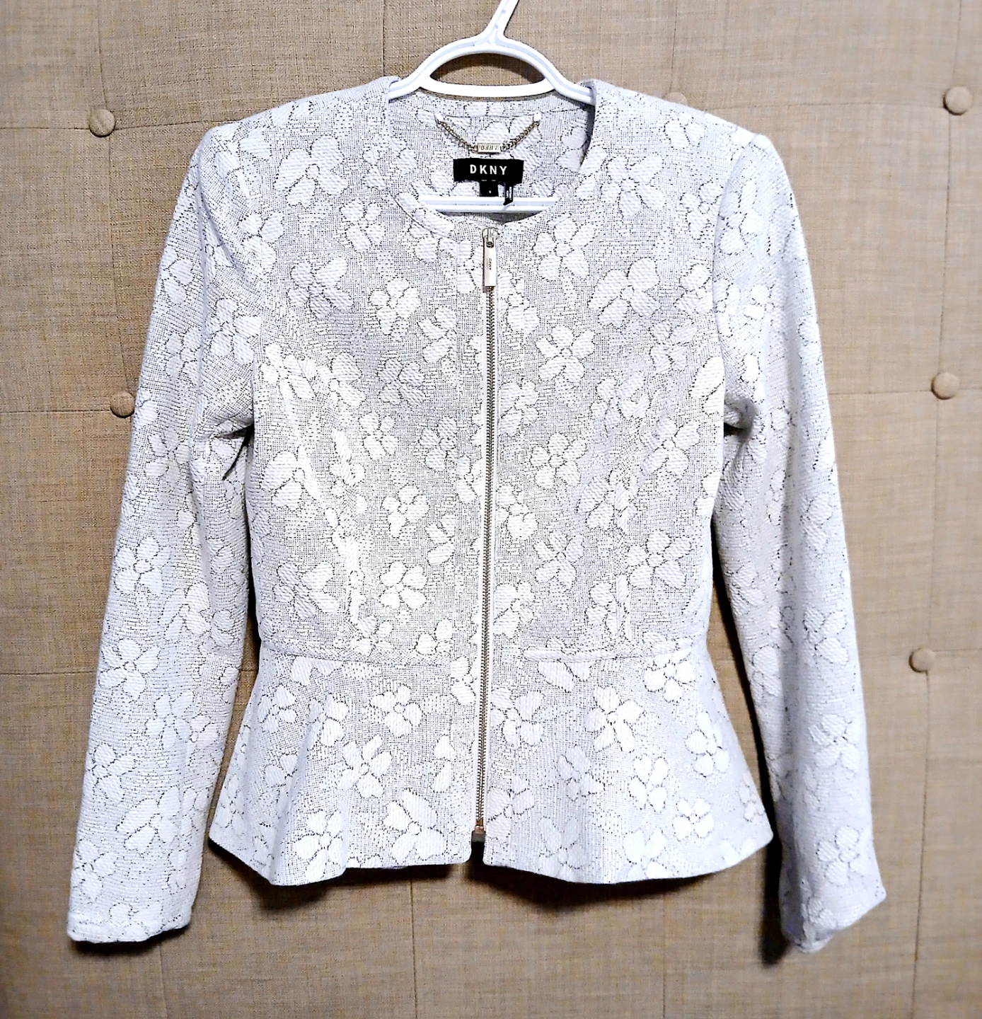 Women Small DKNY Zip-Up Blazer