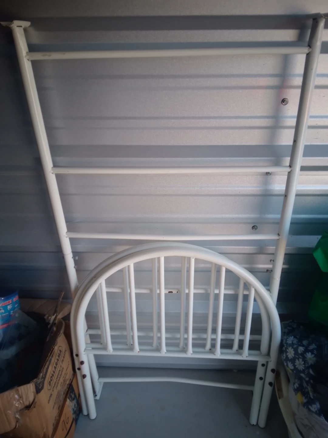 Toddlers bed - photo 2