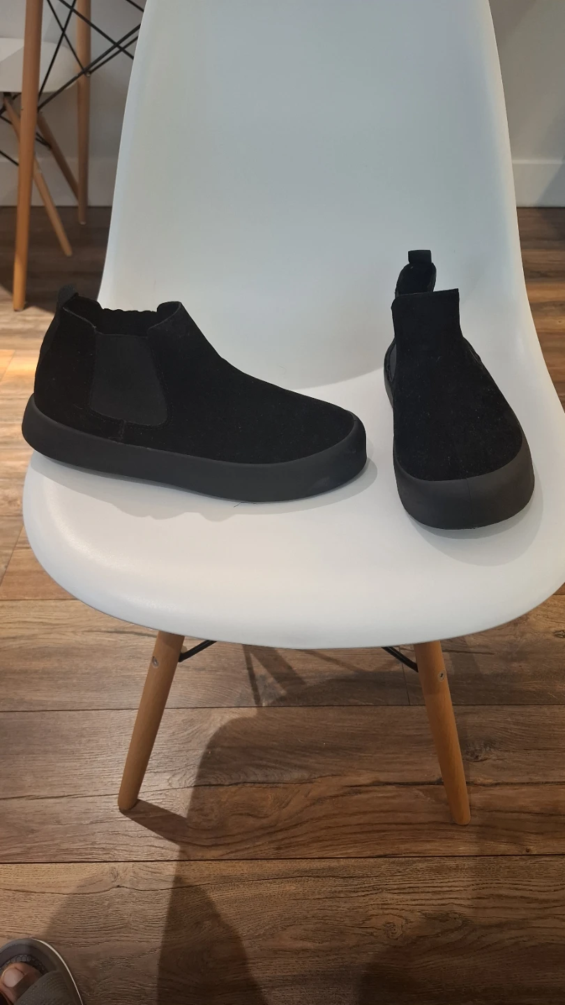 Black Suede Chelsea Boots - photo 2
