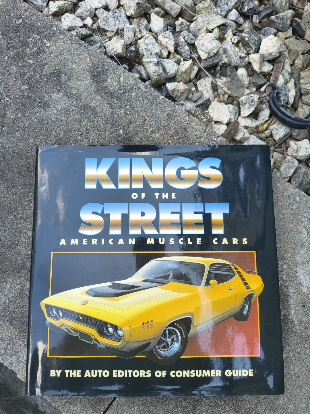 Car book kings of the street