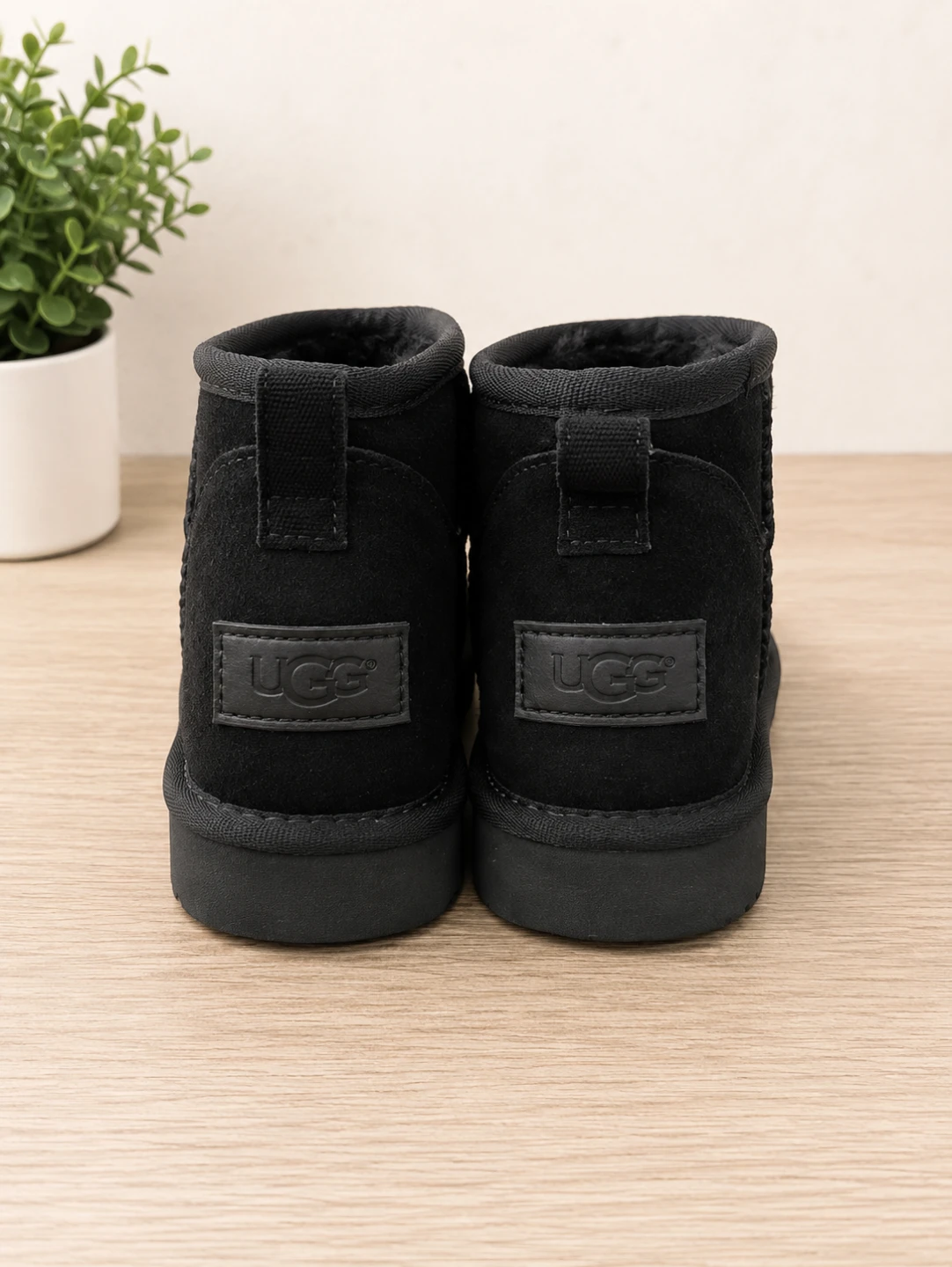 UGG Mini Boots - Black - photo 2