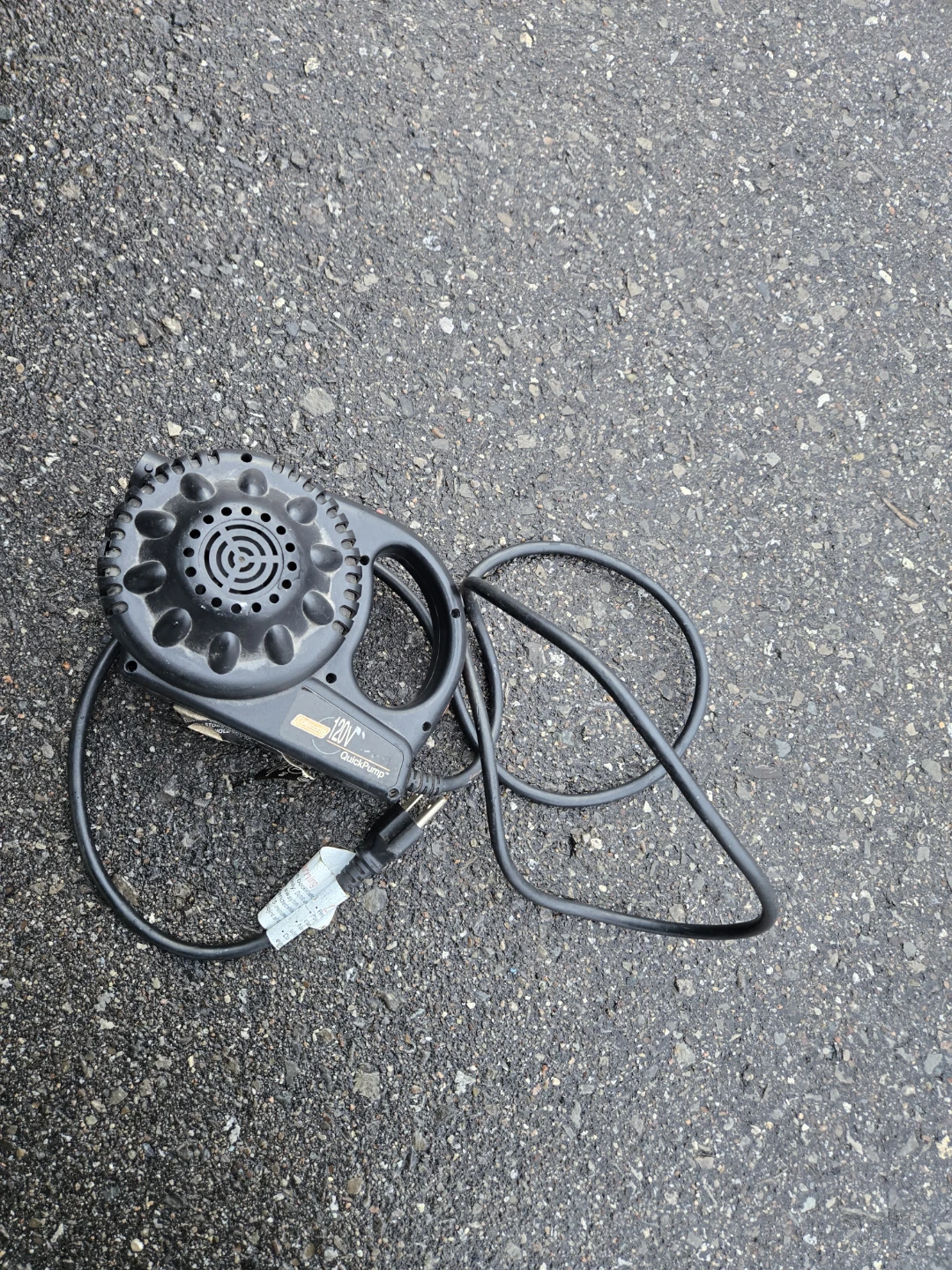 Coleman black Quick Pump 120V Electric - photo 2