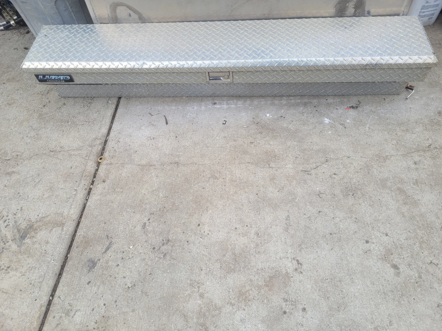 Lund Challenger Aluminum Truck Box - photo 2