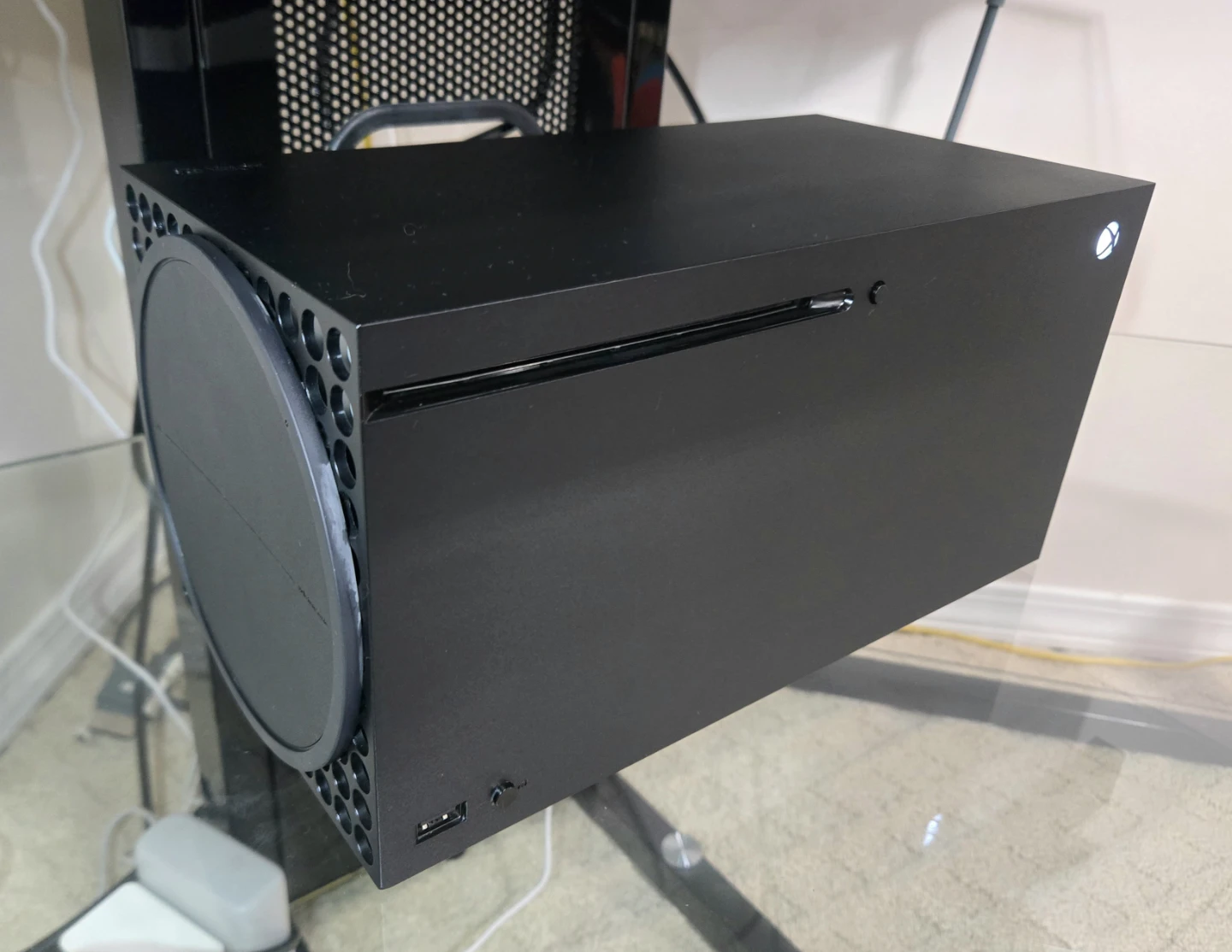 Xbox Series X + Devil May Cry 5 Special Edition - photo 4