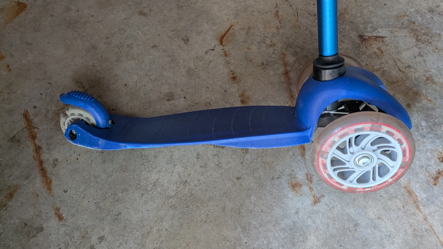 Mobo Cruiser 3-Wheel Scooter ⚽ - photo 2