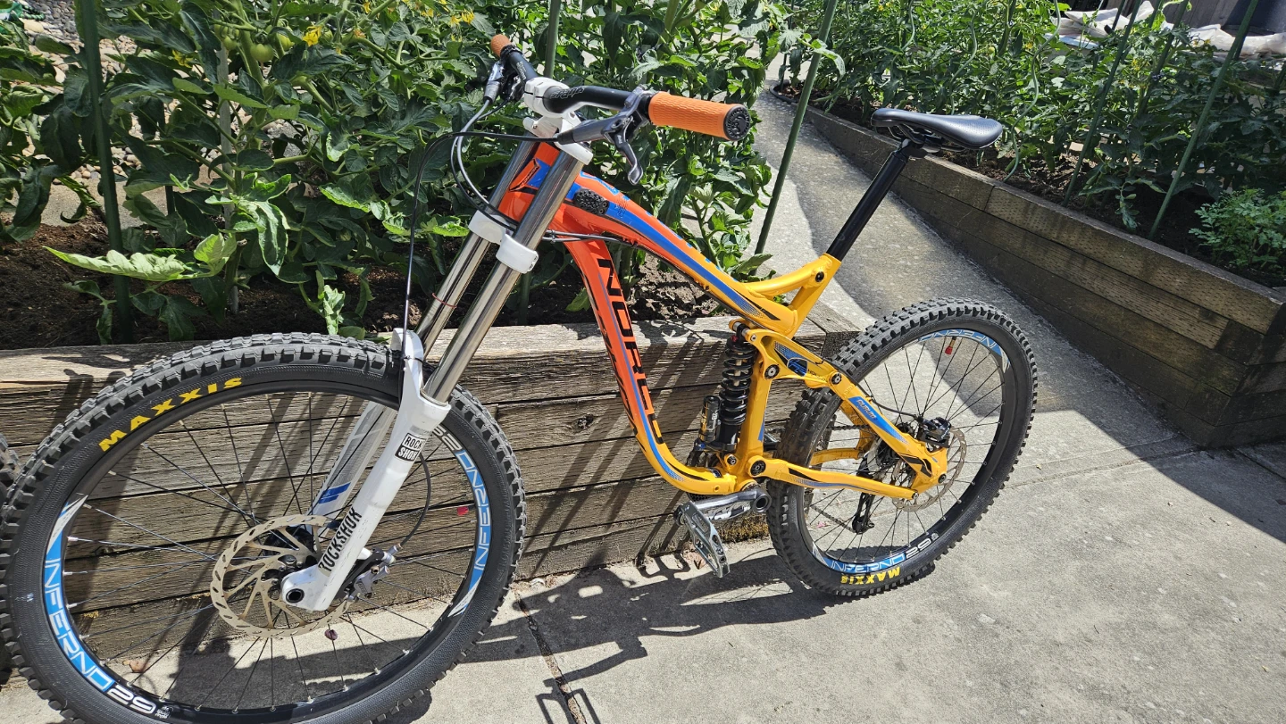 Norco Aurum Downhill Mountain Bike - photo 5