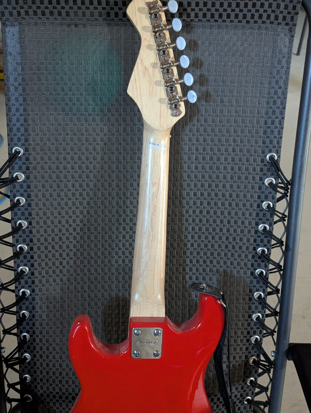 Red Electric Guitar - photo 5