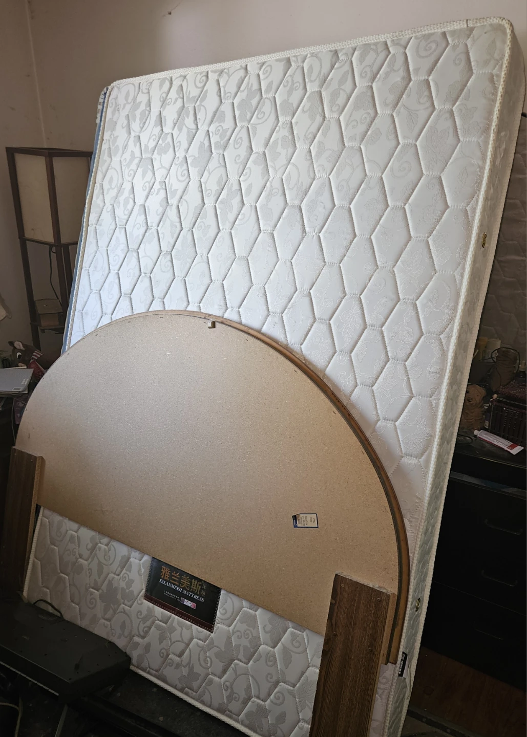 Complete Queen Bed !