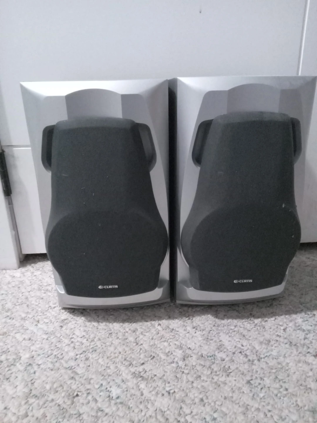Curtis Bookshelf Speakers