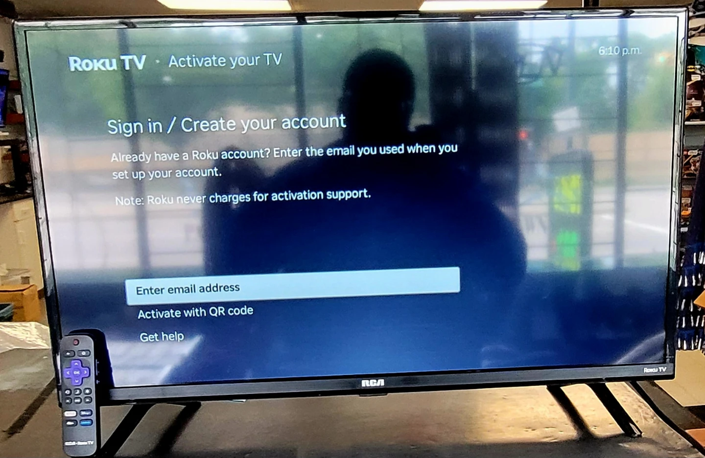 32" LED HDTV RCA Roku Tv (28677076)