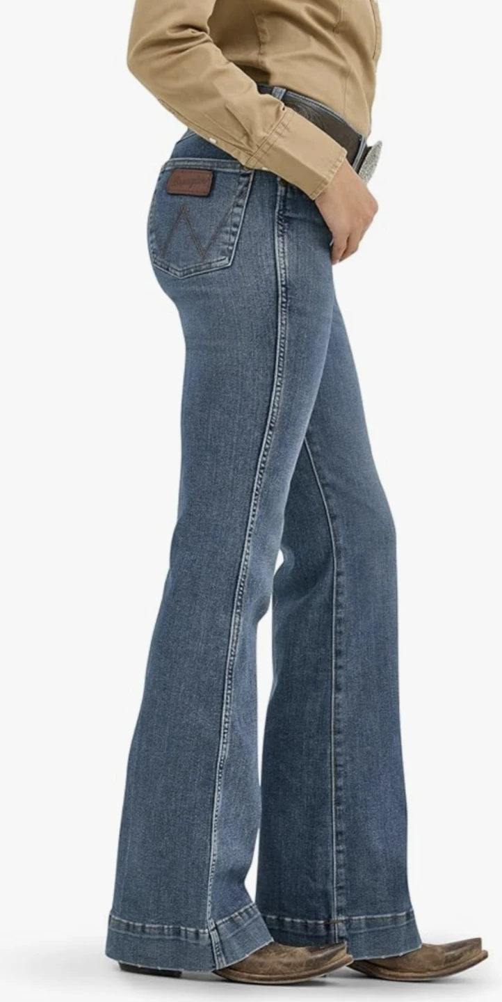 Wrangler Women's Retro Flare Jeans - Size 30x32 - photo 4