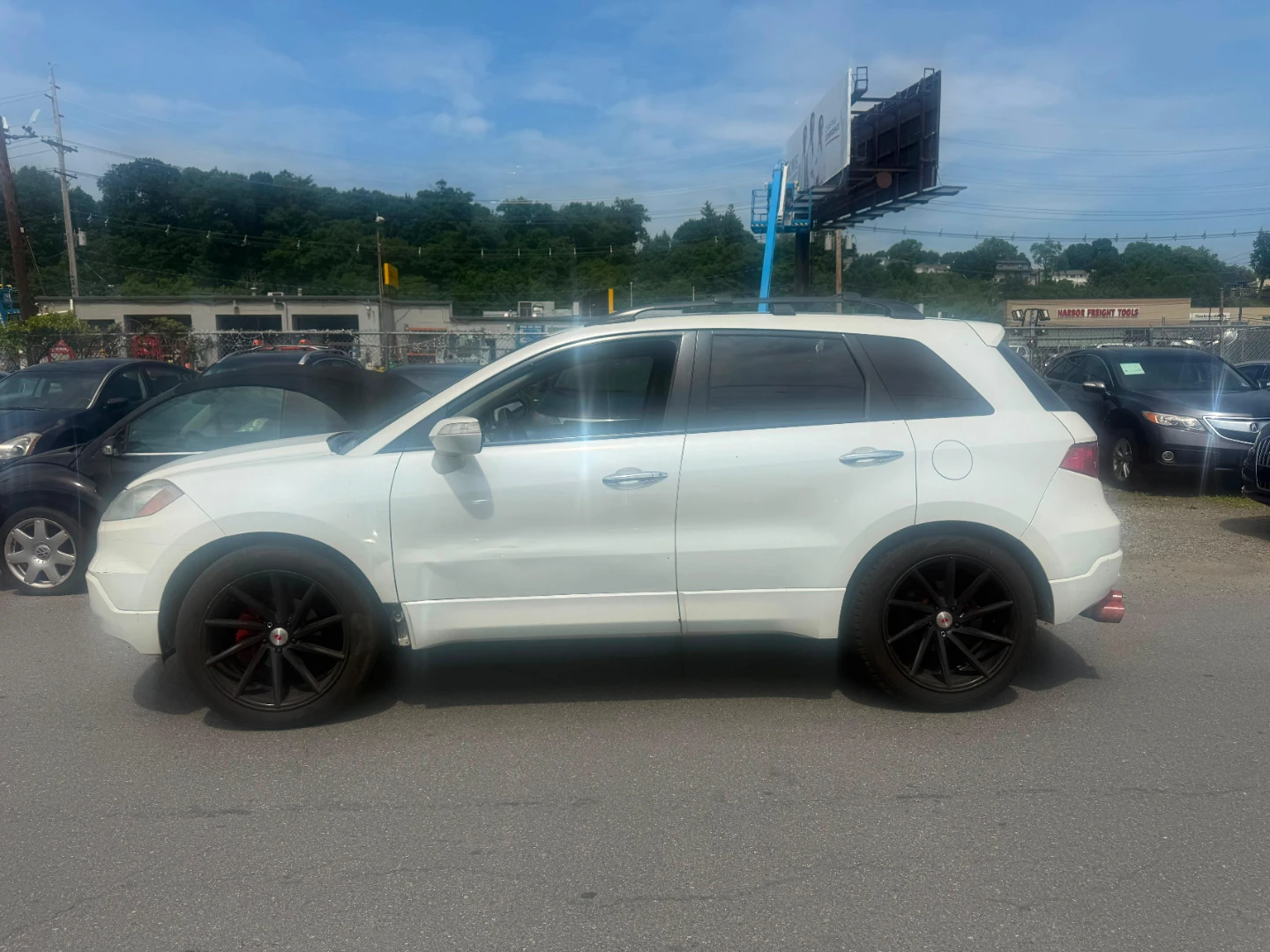 White Acura RDX SUV - photo 4