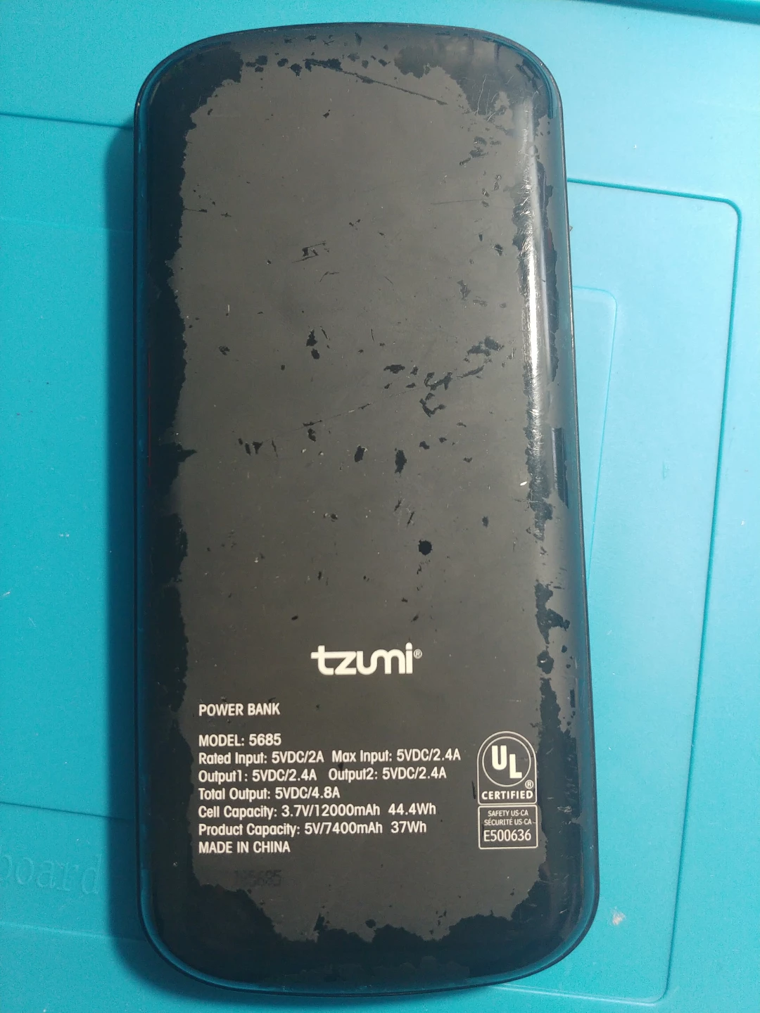 Tzumi Power Bank Model 5685 12000mAh - photo 4