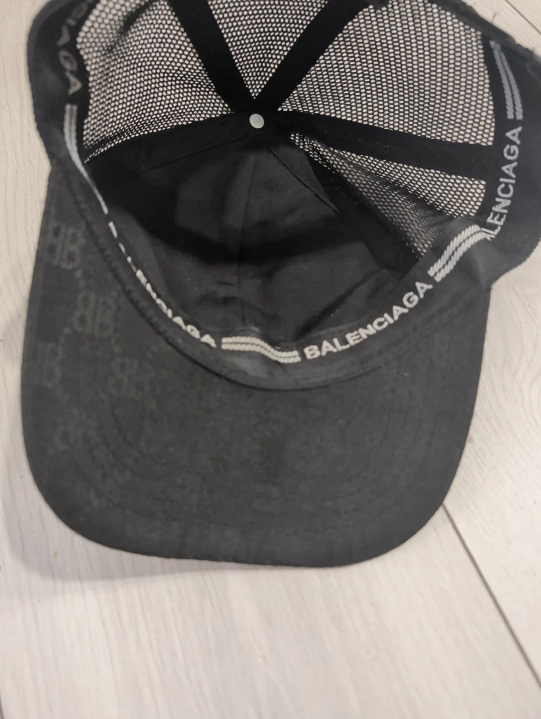Men's designer clothing and hats - photo 2