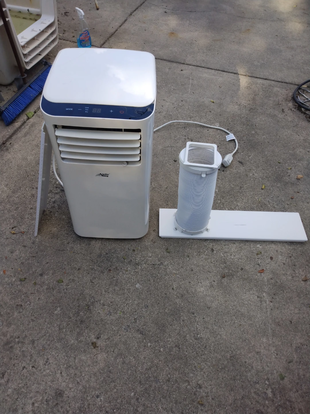 Arctic King Portable Air Conditioner/Dehumidifier. - photo 3