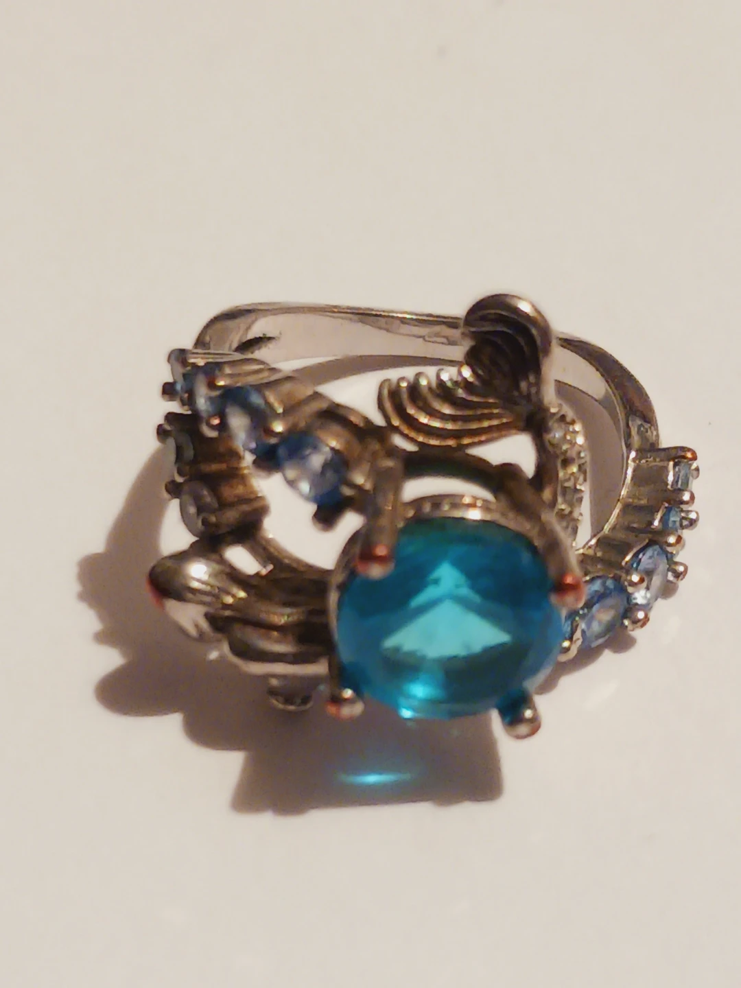Gorgeous Blue Stone Ring. Size 8. - photo 3