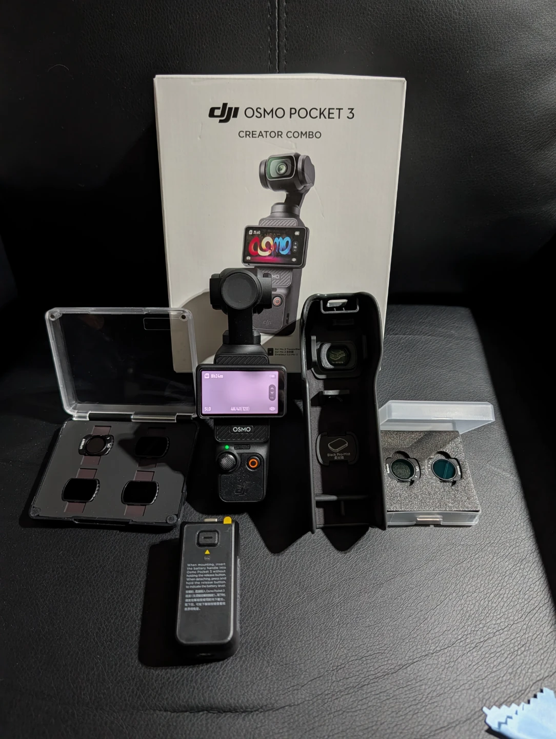 DJI Osmo Pocket 3 Creator Combo Camera