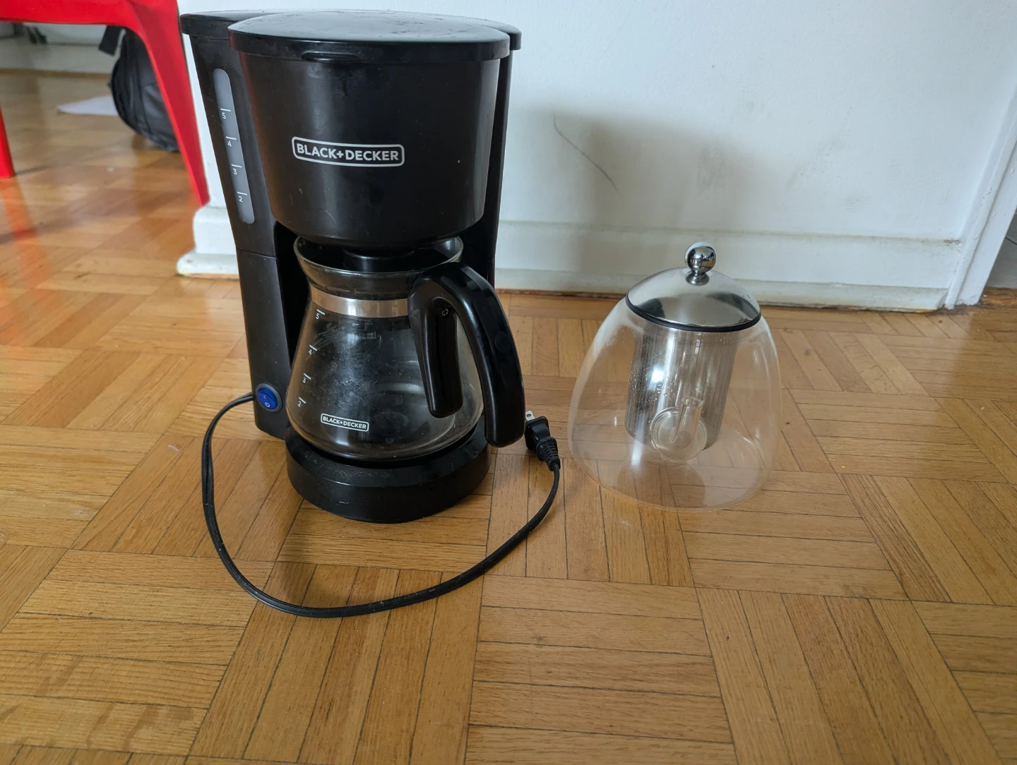 BLACK+DECKER 12-Cup Coffee Maker with Glass Carafe