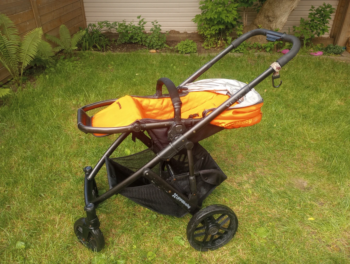 UPPAbaby Vista stroller, bassinet, rollerboard - photo 4