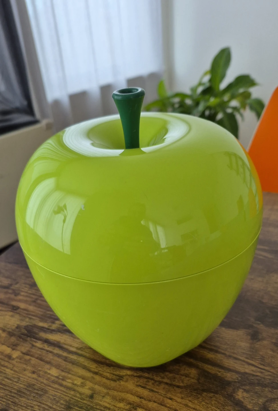 Apple Shaped Container