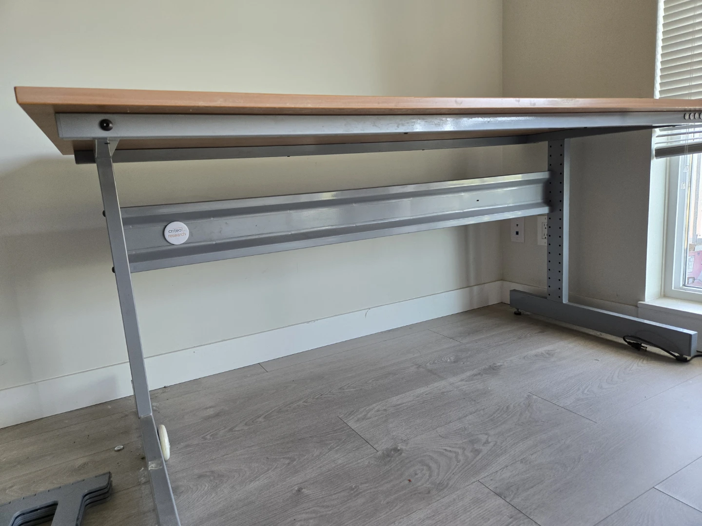 Office Desk with Wood look Top 80x160x72cm - photo 3