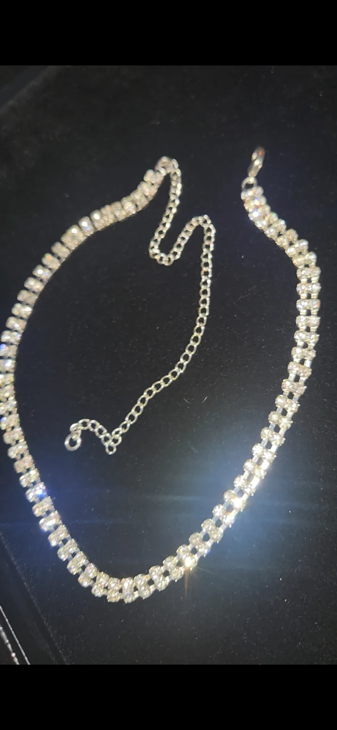 Clear rhinestone necklace non magnetic - photo 2