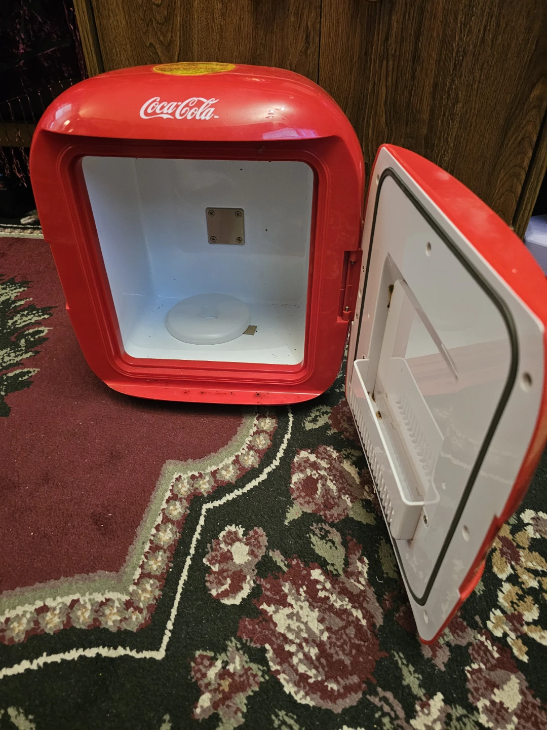 Coca-Cola Mini Fridge - photo 2