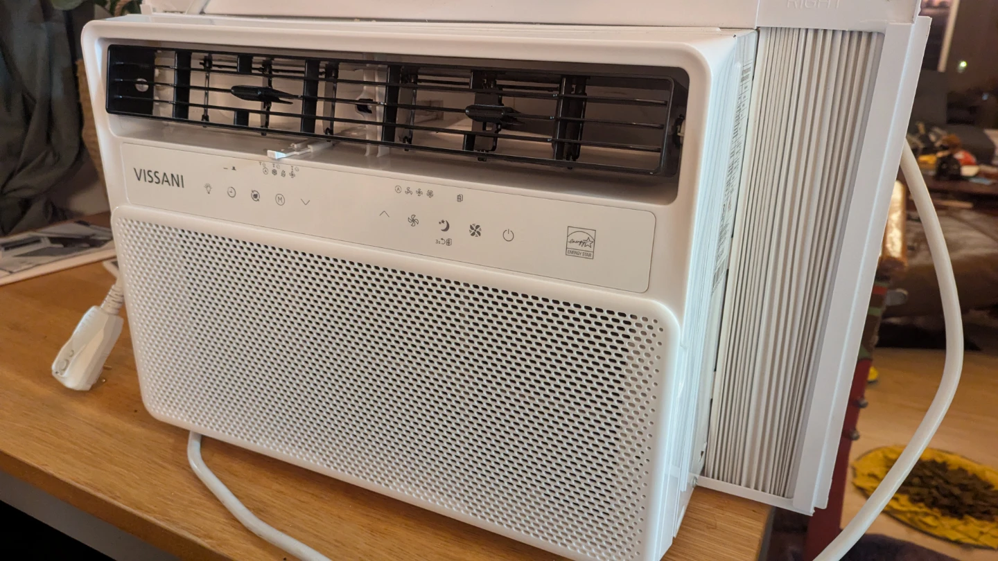 VISSANI Window Air Conditioner VAWA14V4HWT - 14000 BTU