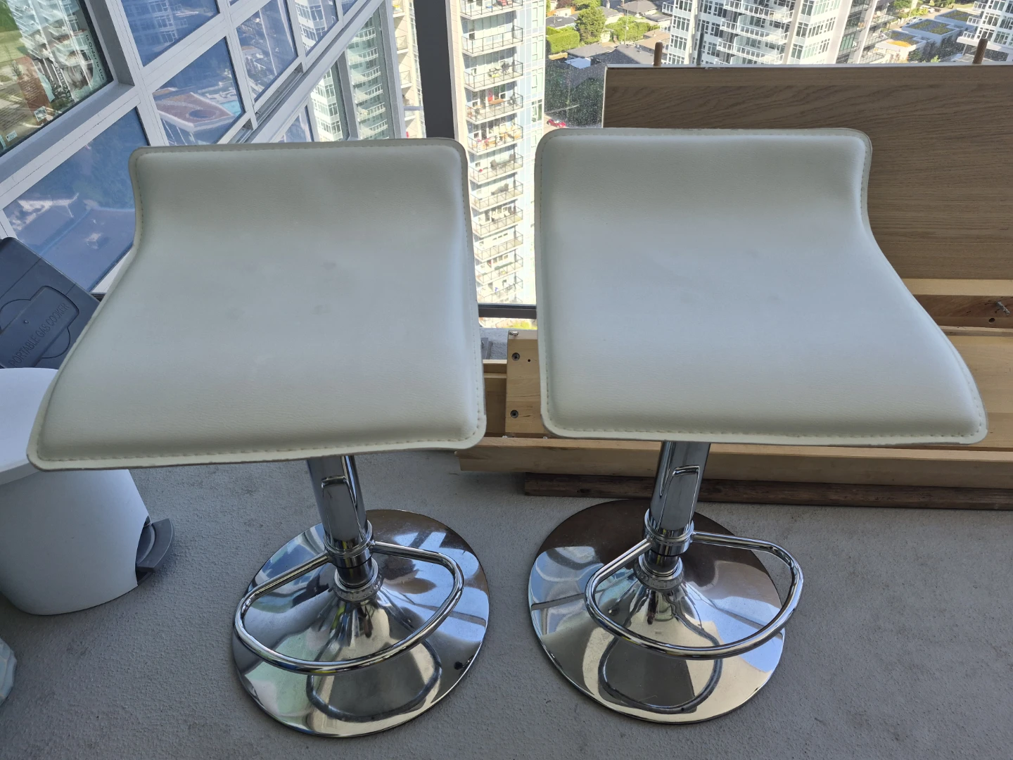 Pair of White Faux Leather Bar Stools