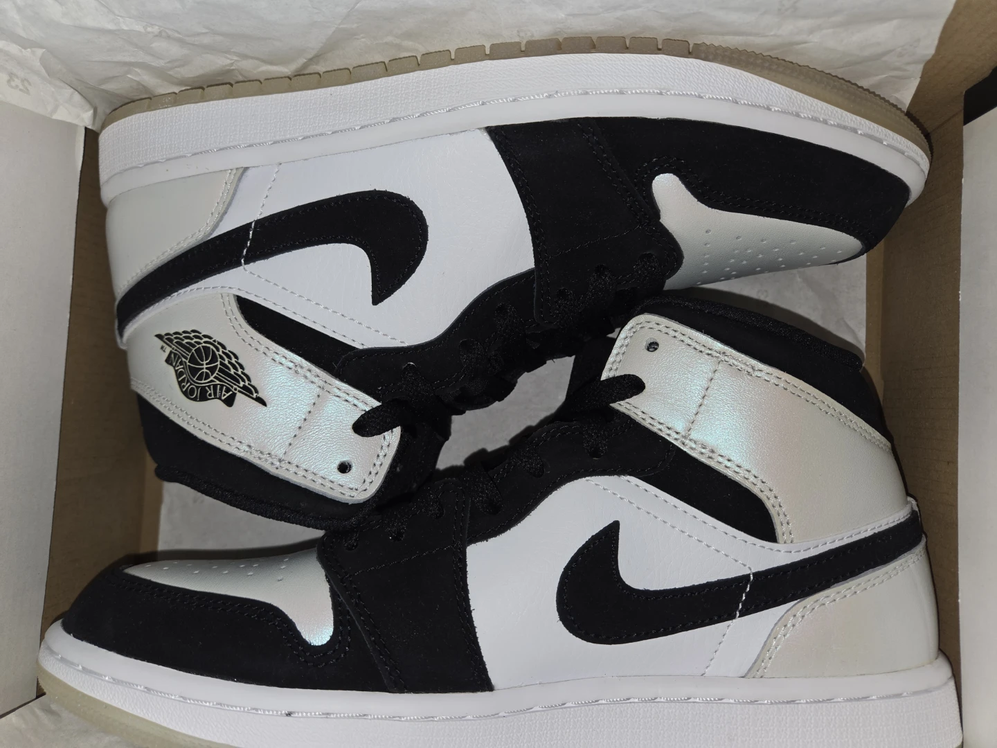 Air Jordan 1 Mid SE - photo 2
