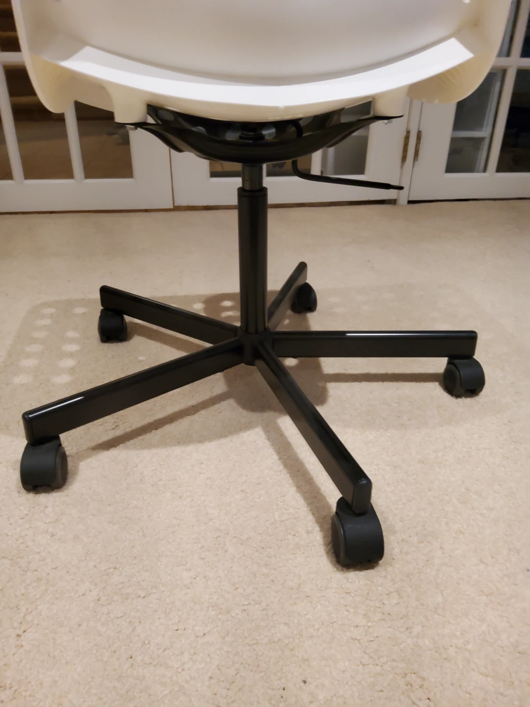 White IKEA Skalberg/ Sporren Swivel Chair - photo 4