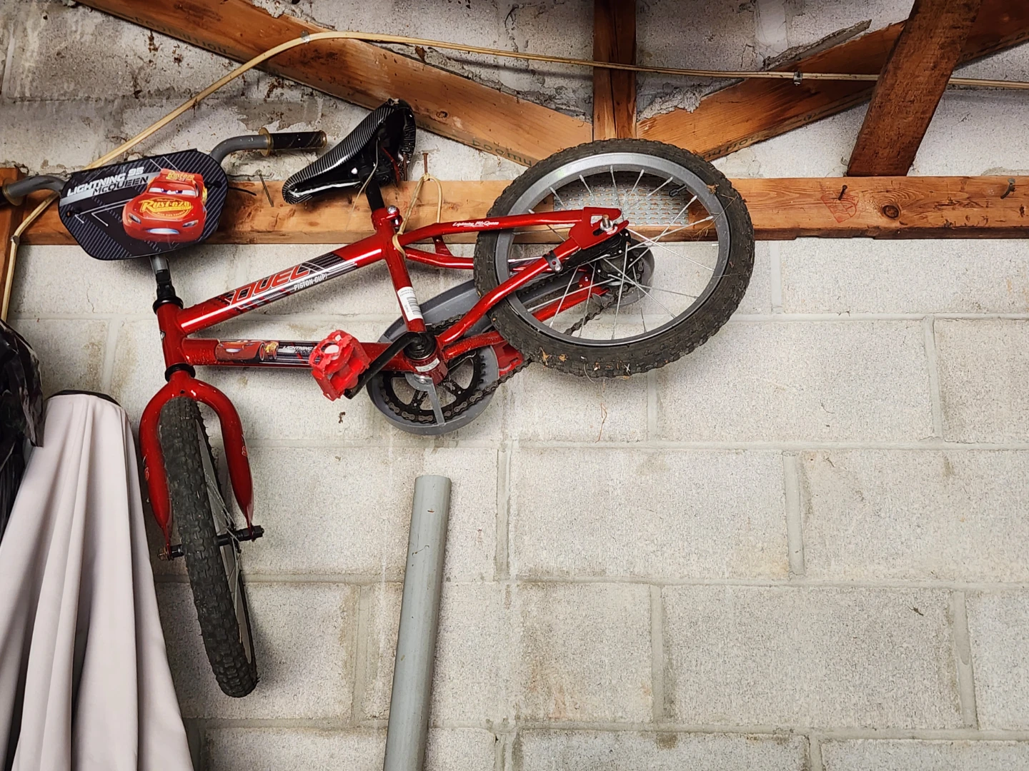 Kids' Red McQueen BMX Bike - photo 2